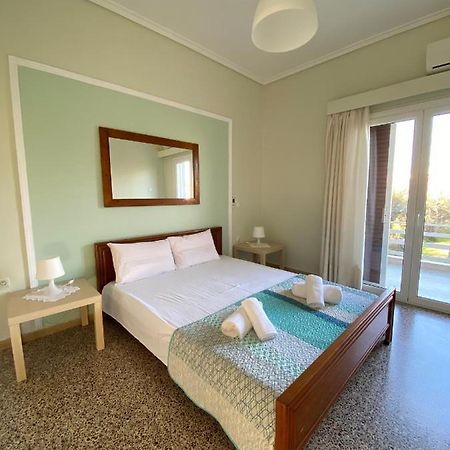 Mpanos Sea Apartment 1 Лутра-Ореас-Еленіс Екстер'єр фото